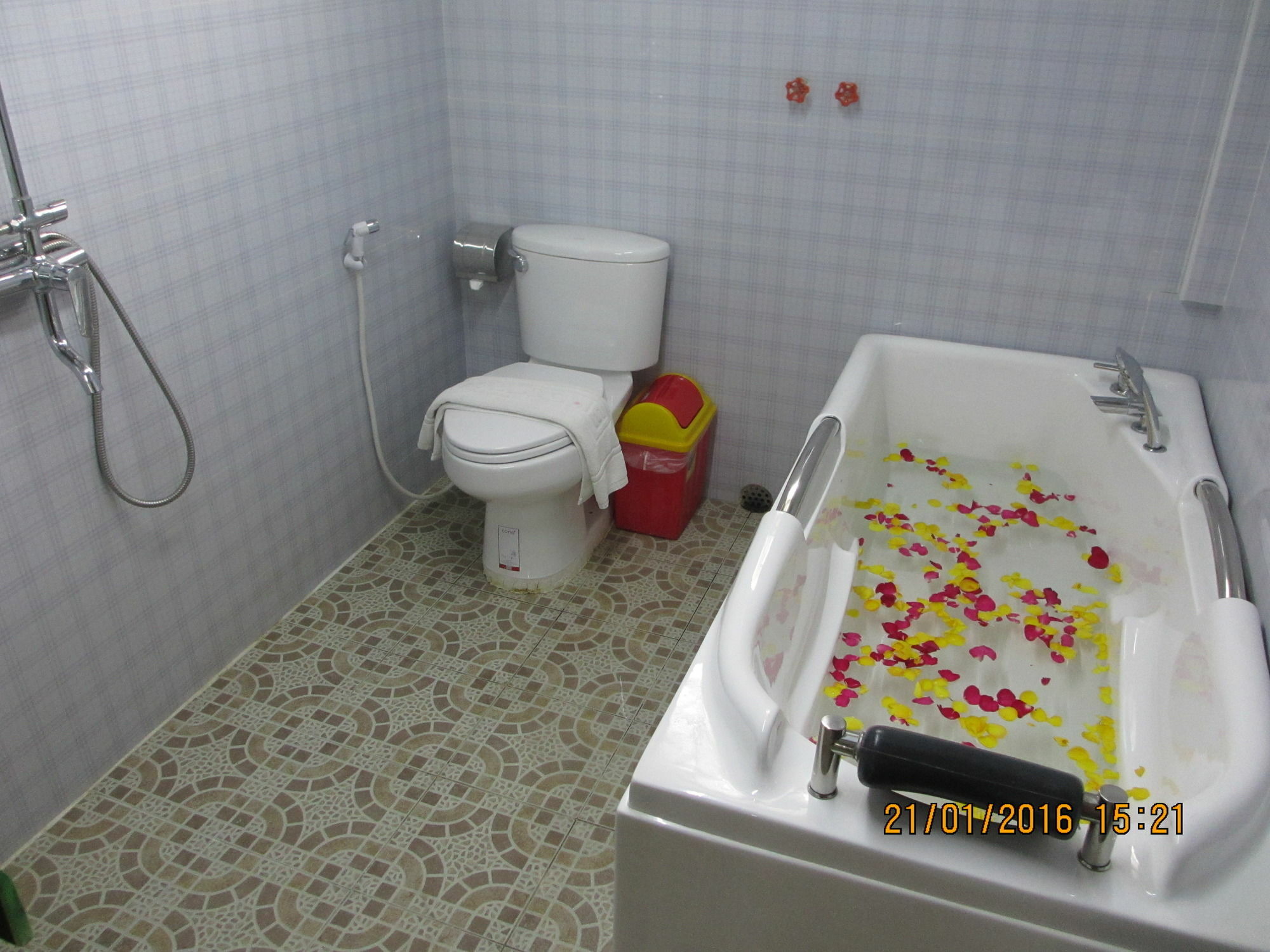 Win Star Hotel Mandalaj Kültér fotó